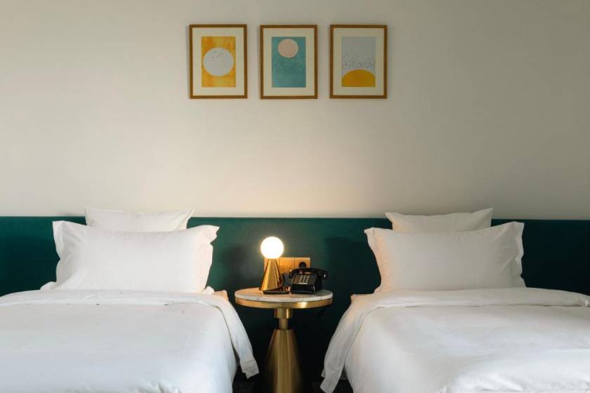 Castor & Pollux Hotel - Deluxe Twin Room with City View
