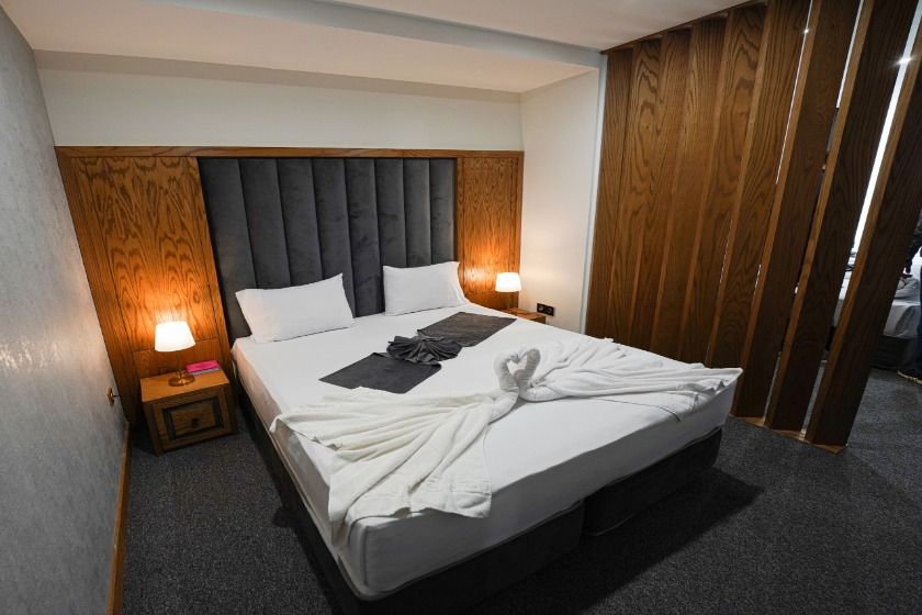 هتل ایوان 2 (فدائی) مشهد - اتاق پنج تخته 