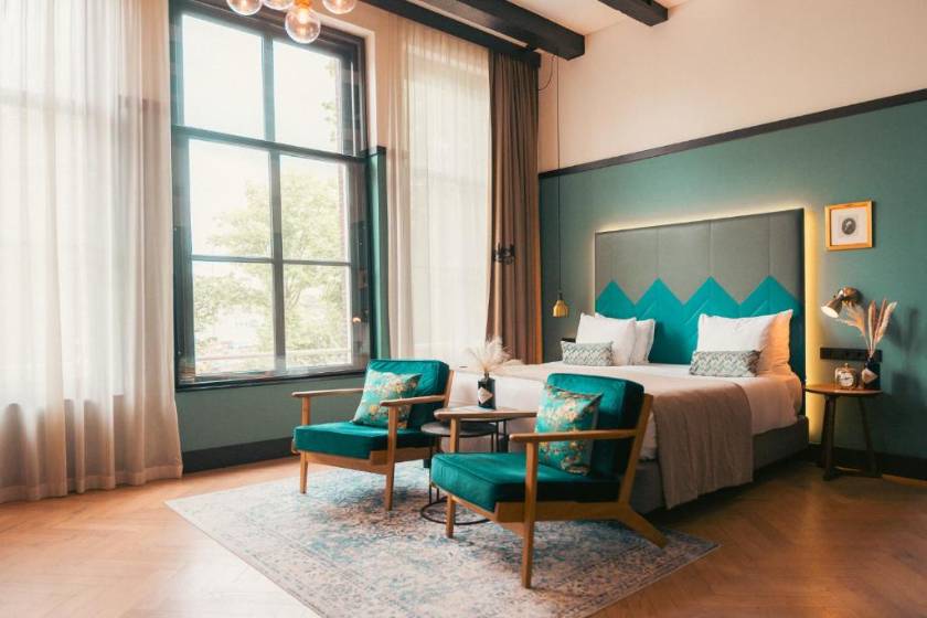 The Hendrick's Hotel - Superior King Room