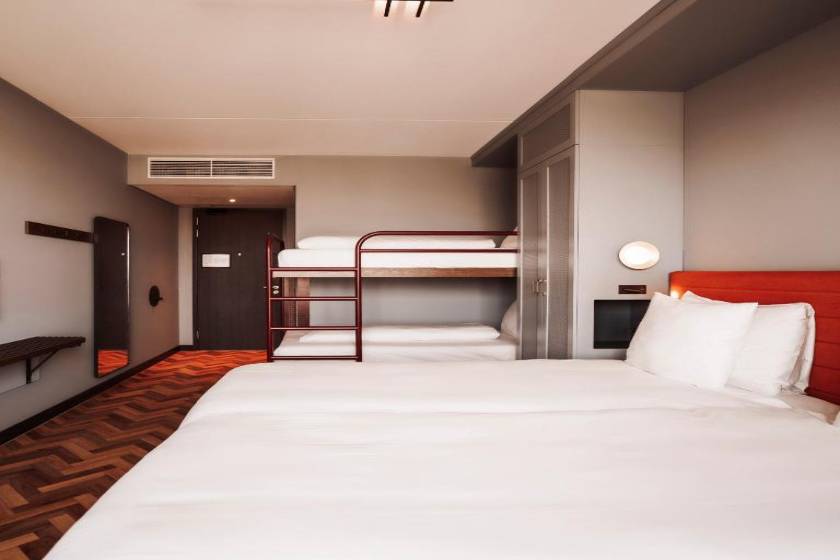 Olympic Hotel - Family Room