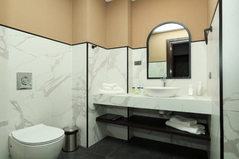 Pine Astoria Hotel - Standard Twin Room