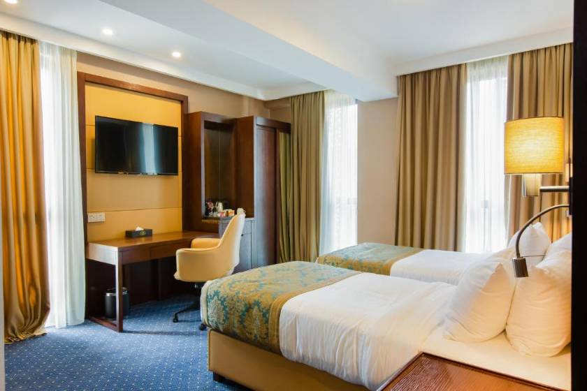 KMM Hotel - Standard Twin Room