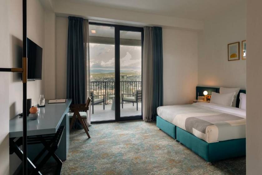 Castor & Pollux Hotel - Deluxe Double Room with City View