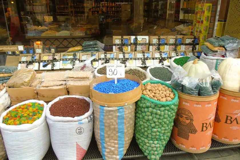 بازار سنتی وان