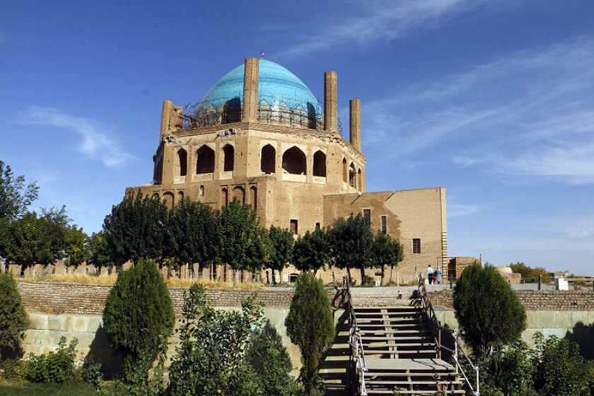 خروج گنبد سلطانیه از فهرست میراث جهانی صحت ندارد