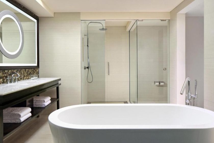 Sheraton Bali Kuta Resort Bali - One Bedroom Larger Family Suite 