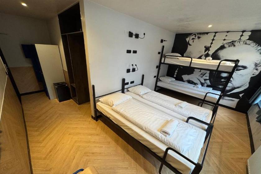 Heart of Amsterdam Hostel - Quadruple Private Room