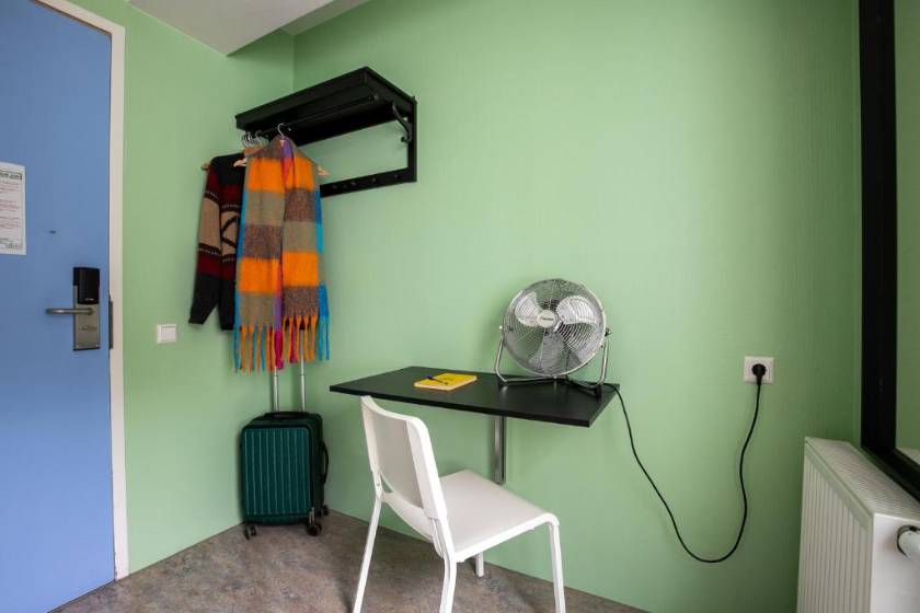 Hans Brinker Hostel Amsterdam - Standard Queen Room