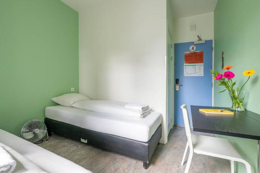 Hans Brinker Hostel Amsterdam - Superior Twin Room