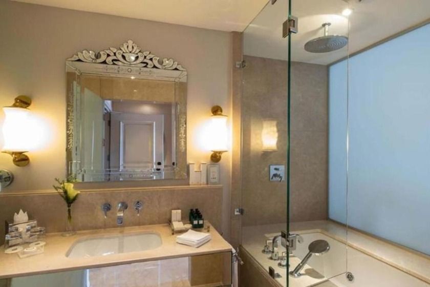 CVK Park Bosphorus Hotel Istanbul - Executive Suite with Bosphorus View