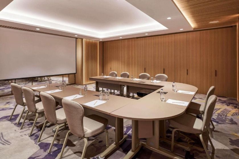 Movenpick Hotel Istanbul Bosphorus - conference room  