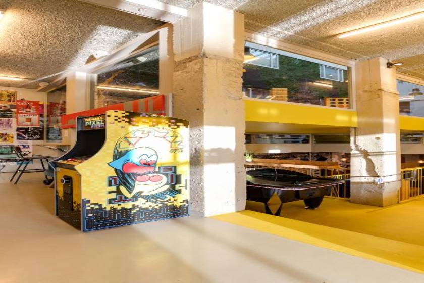 ClinkNOORD Hostel - facade