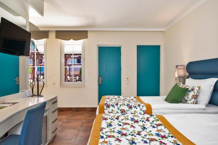 Orange County Kemer Antalya - Volendam House