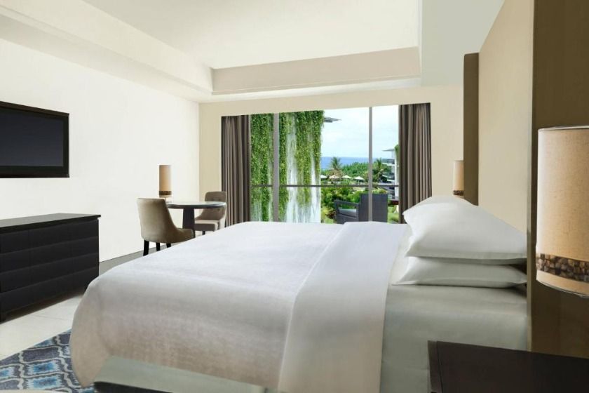 Sheraton Bali Kuta Resort Bali - Guest Room Partial Ocean View, 1 King Bed