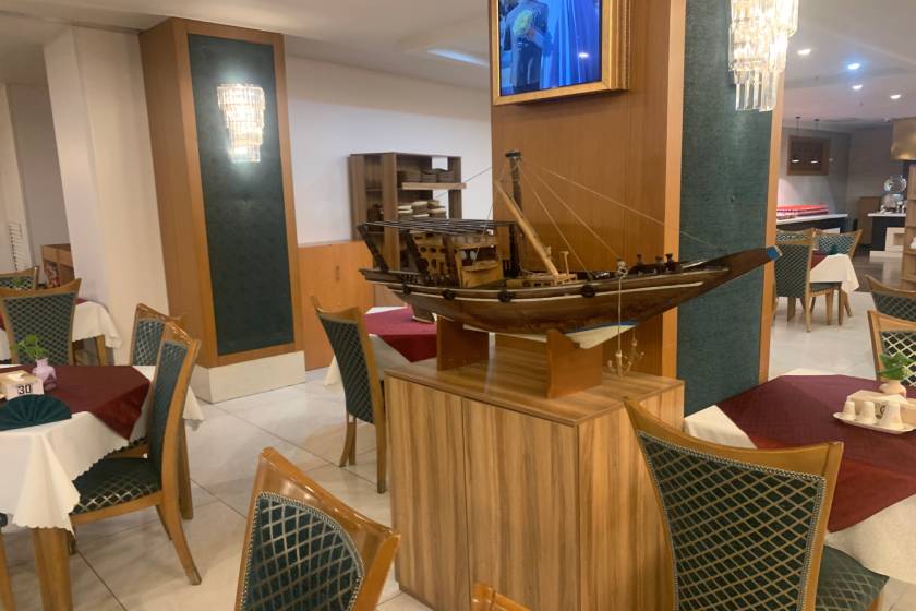 هتل شهدای خلیج فارس مشهد - رسوران