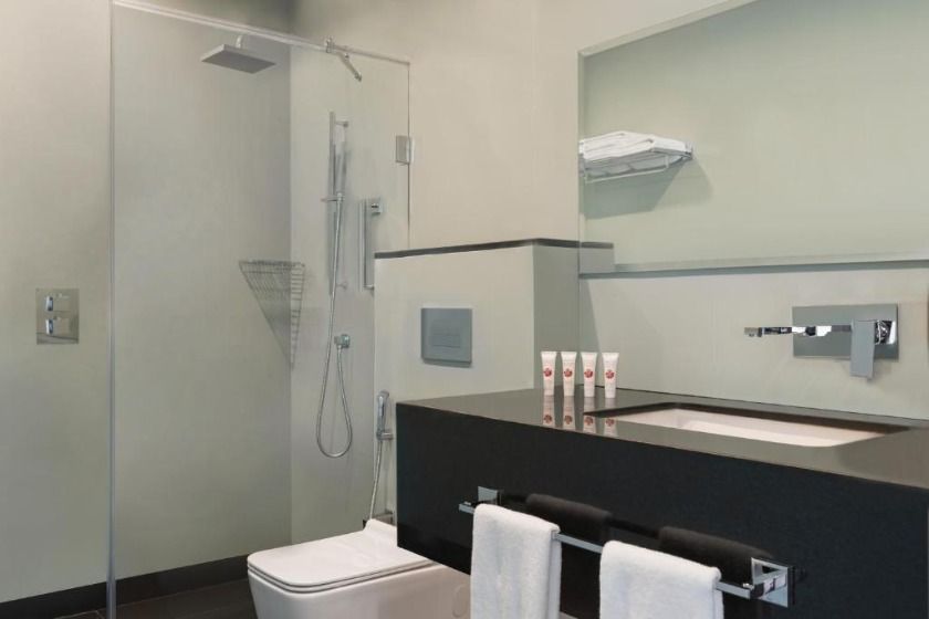 Ramada Encore by Wyndham Muscat Al-Ghubra - Twin Room