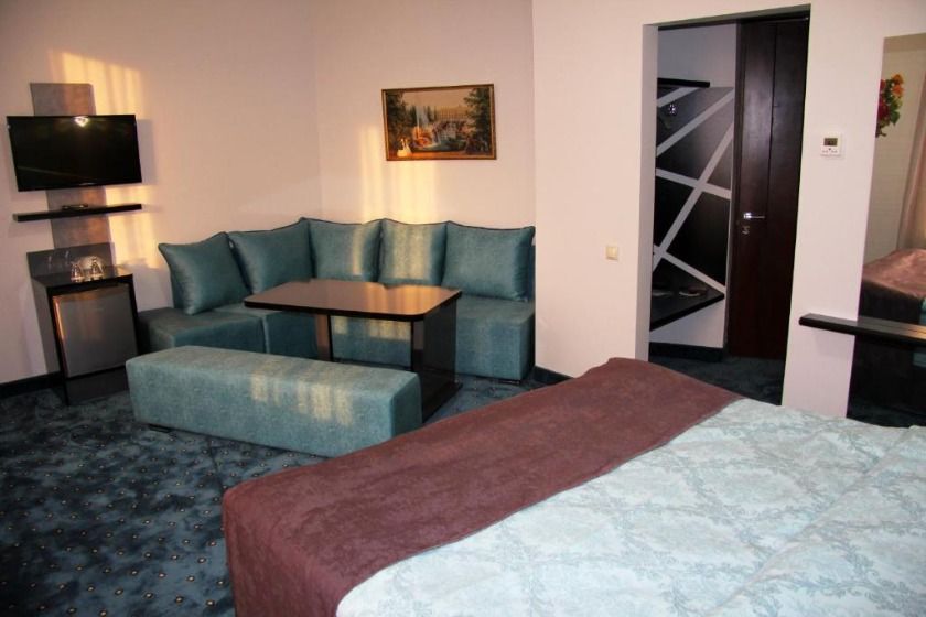 Nice Hotel Yerevan - suite