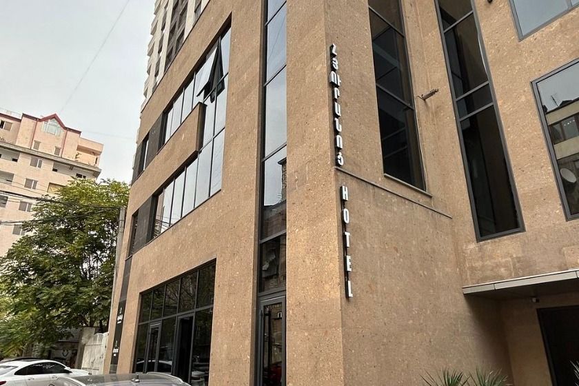 Armeni Apart Hotel yerevan - facade