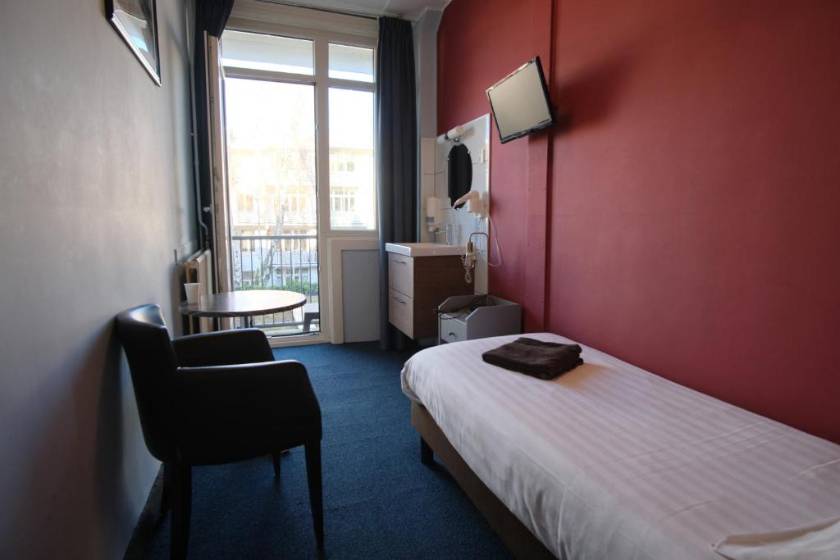Hotel Abba - Single Room with Shared Bathroom