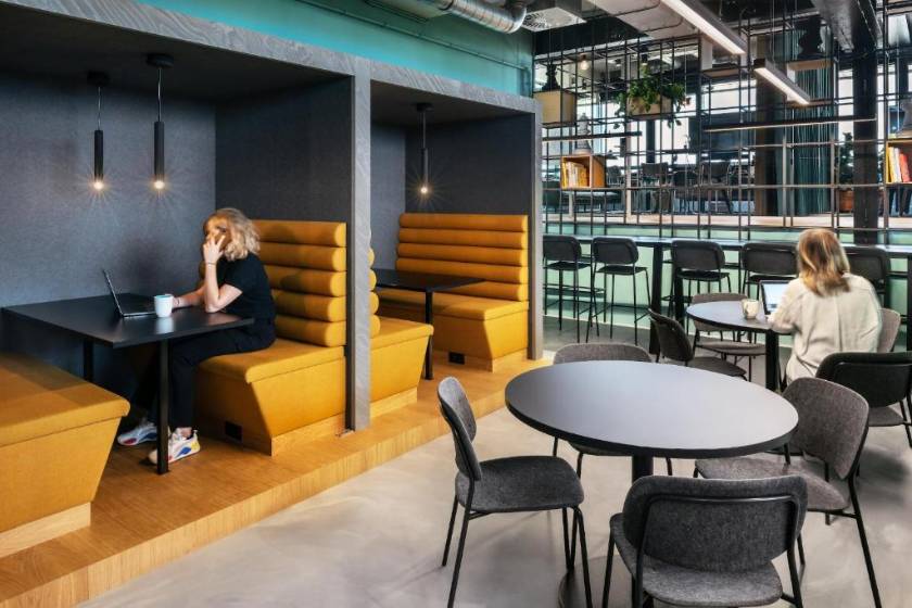 The Social Hub Amsterdam City - lobby