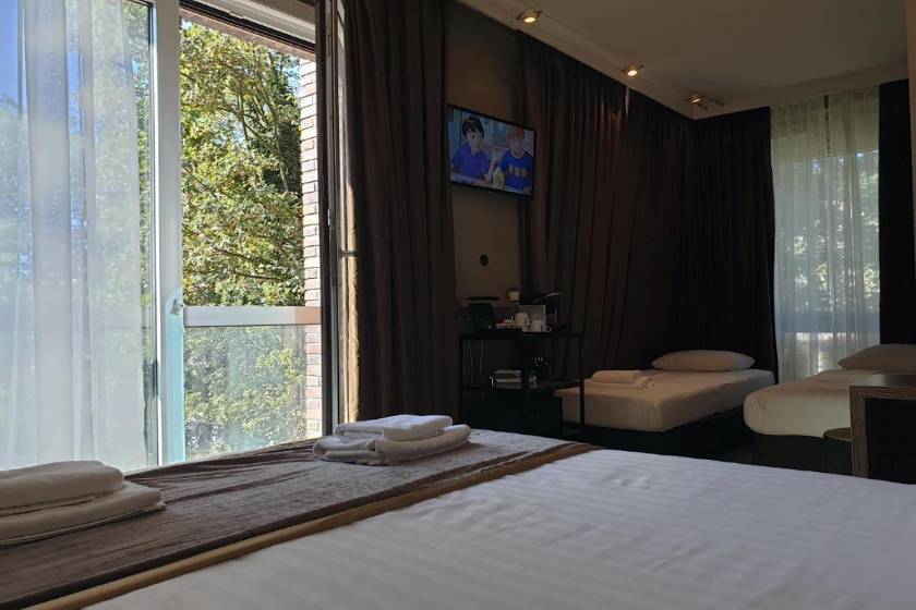 Hotel Mosaic City Centre - Quadruple Room