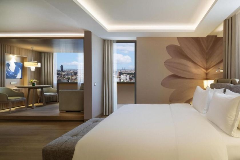 Movenpick Hotel Istanbul Bosphorus - Junior Suite Room City View 