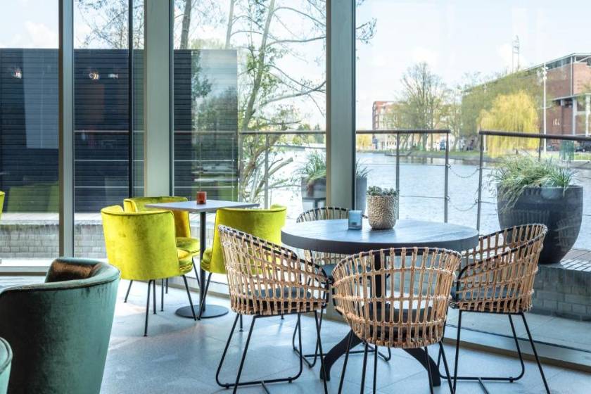 Olympic Hotel - restaurant