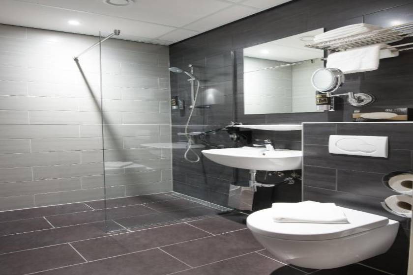 Hotel Mosaic City Centre - Deluxe Double Room with Balcony