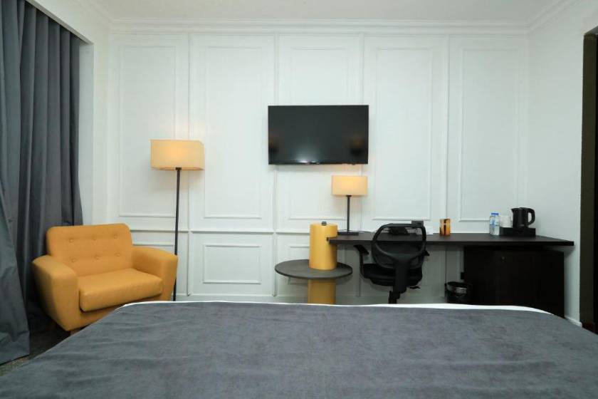 Pine Astoria Hotel - Deluxe Family Room
