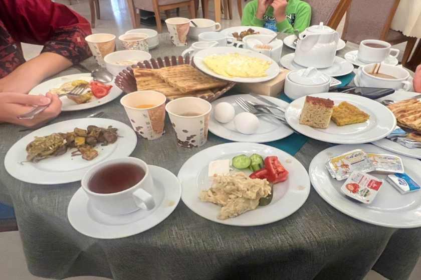 هتل شهدای خلیج فارس مشهد - صبحانه