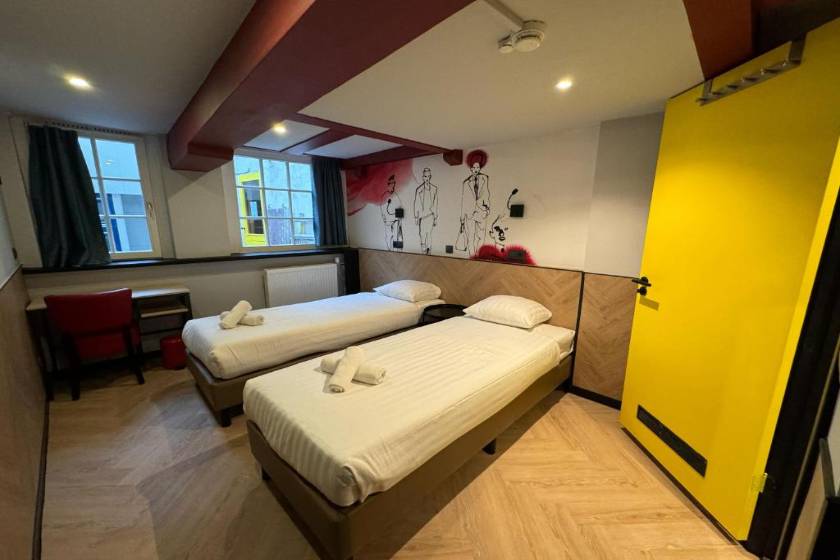 Heart of Amsterdam Hostel - Twin Private Room