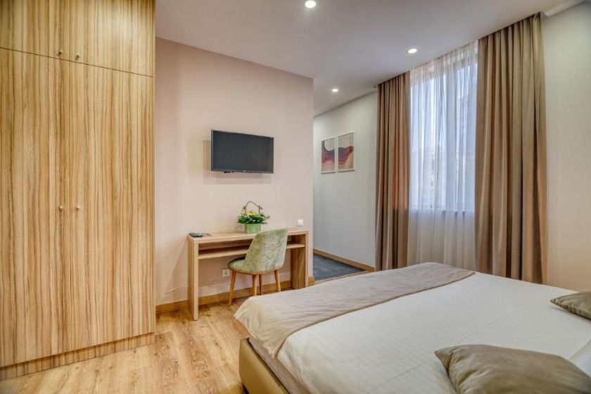 Orbeli Hotel Yerevan - Deluxe Double or Twin Room with Balcony