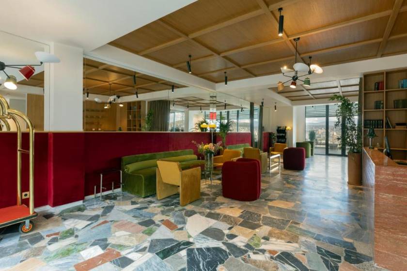 Castor & Pollux Hotel - lobby