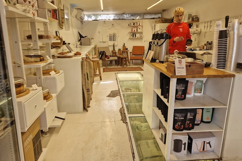 کافه روستری شاوی 