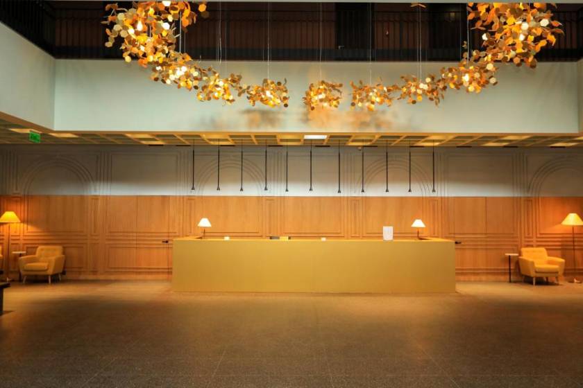 Pine Astoria Hotel - reception