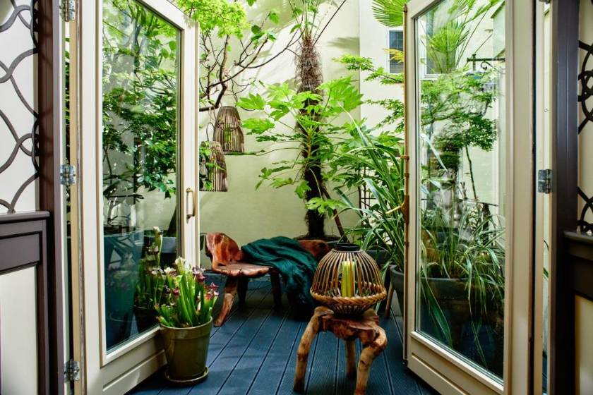 Hotel Estheréa - facade