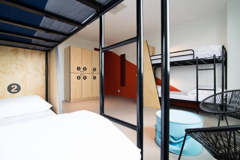 Via Amsterdam - Quadruple Room with Private Bathroom