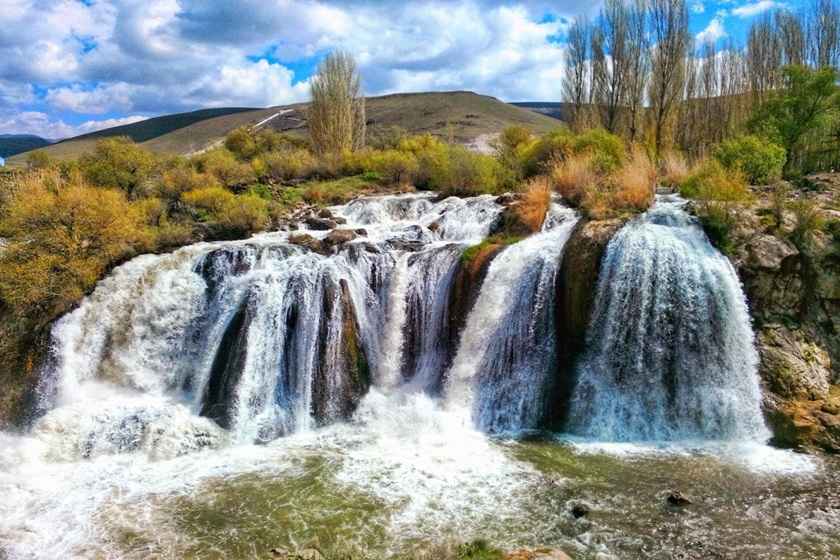 آبشار مرادیه وان