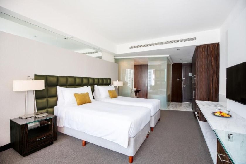 voco - Bonnington Dubai, an IHG Hotel Dubai - Premium Twin Room with View