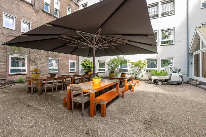 Hans Brinker Hostel Amsterdam - facade