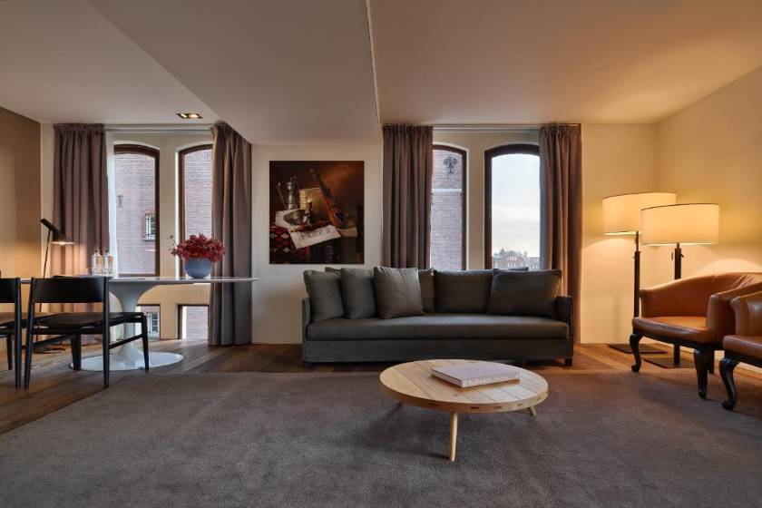 Conservatorium Hotel - Van Baerle Suite