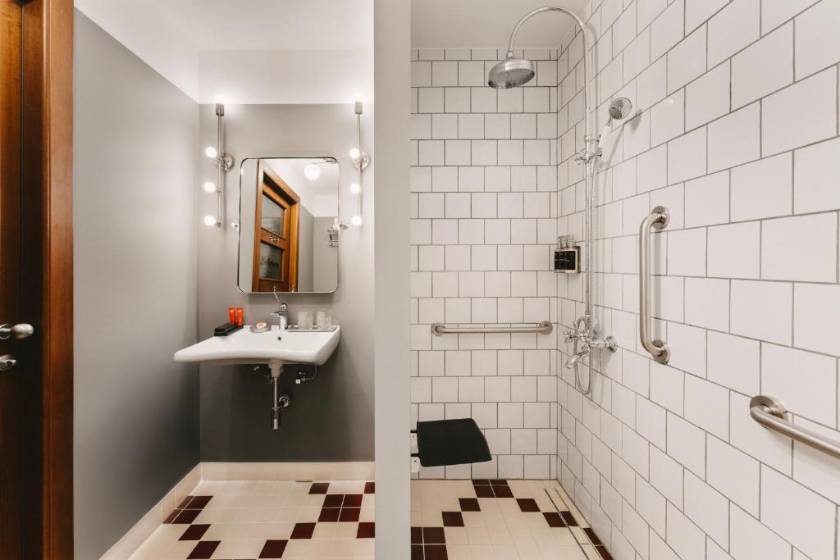 Hotel Afisha - King Room - Disability Access