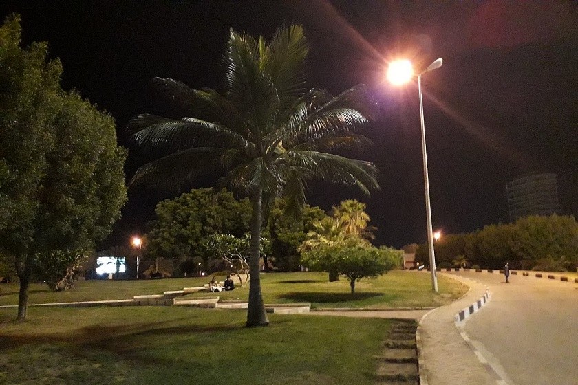 پارک ساحلی زیتون قشم.  منبع عکس: گوگل‌مپ. عکاس: Saeed Farno