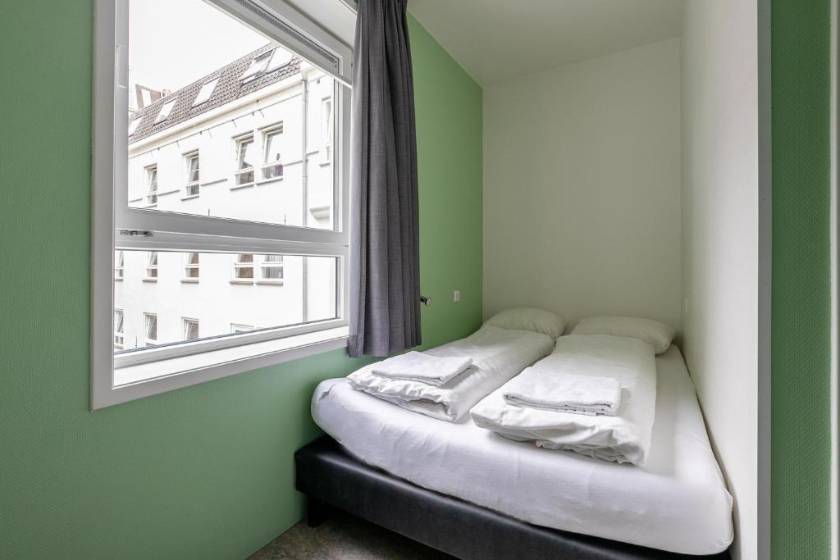 Hans Brinker Hostel Amsterdam - Standard Queen Room