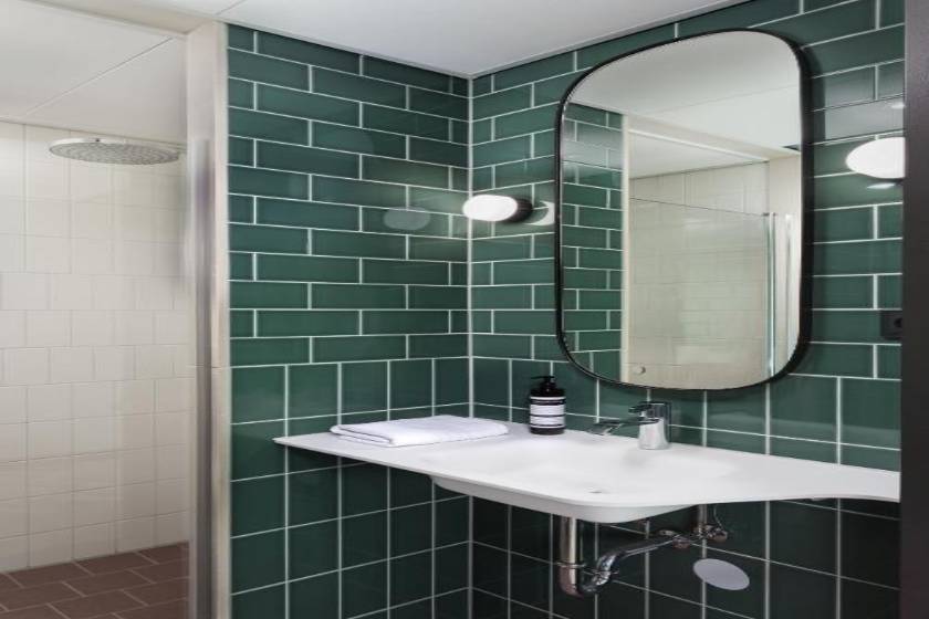 Olympic Hotel - Family Room