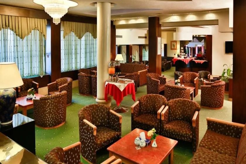 هتل لاله سرعین - لابی