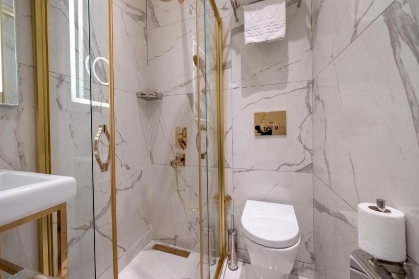 Loop Hotel Bosphorus Istanbul - Family Room with City View