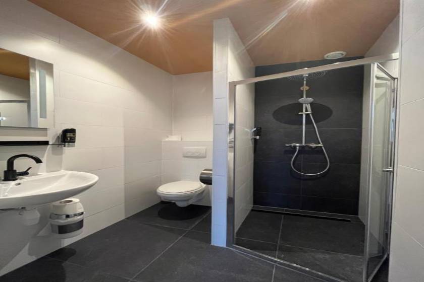 Heart of Amsterdam Hostel - Bed in 12-Bed Mixed Dormitory Room