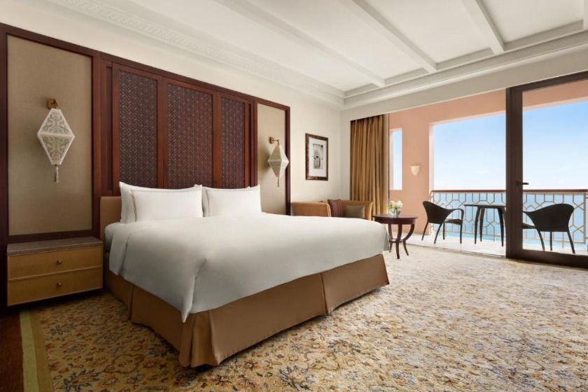 Shangri-La Al Husn, Muscat - Deluxe King Room with Sea View 