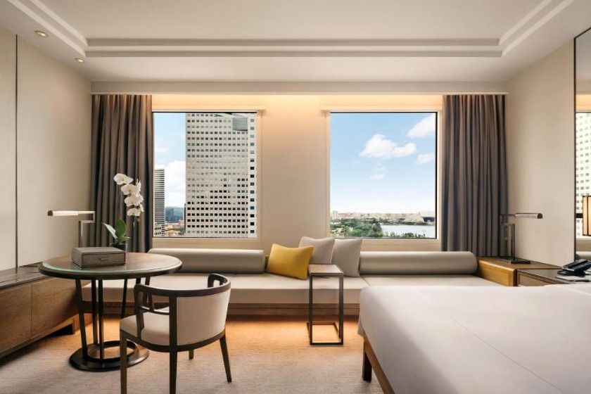 Conrad Centennial Singapore - Premium King Room